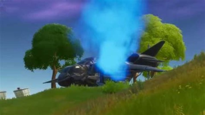 Fortnite Week 1 Challenge - Quinjet Patrol Landing Site & Stark Robots