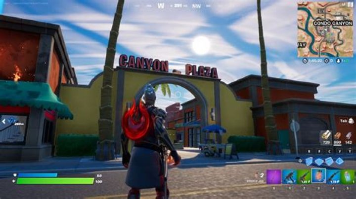 How do Camps work in Fortnite?