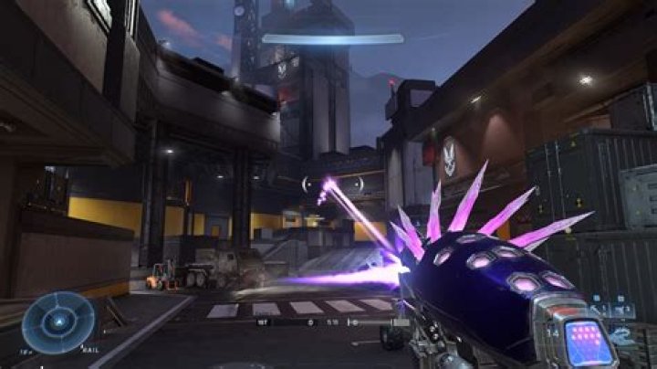 How to kill enemies with a Shock Chain in Halo Infinite Multiplayer