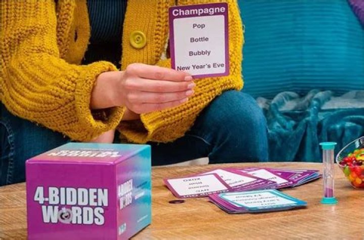 How to play 4-Bidden Words | Official Game Rules