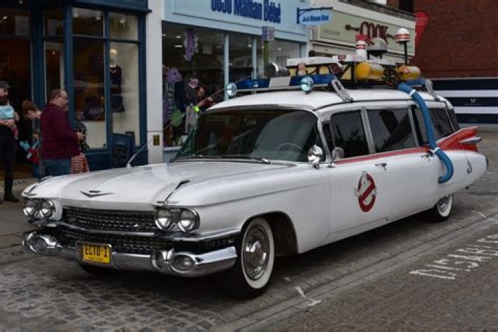 . Iconic 1984 movie vehicle that was a combination ambulance/hearse Crossword Clue