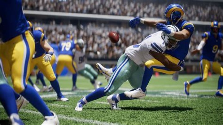 Madden NFL 22: How To Throw A High Pass?