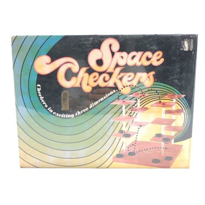 Videos of Space Checkers | UltraBoardGames